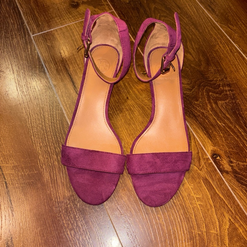 Tory Burch Savannah Suede Cork Low Wedge Ankle Strap Burgundy Sandal Sz 6